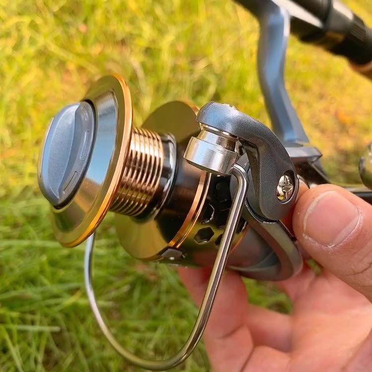 Fishing Wheel Full Metal Thread Cup